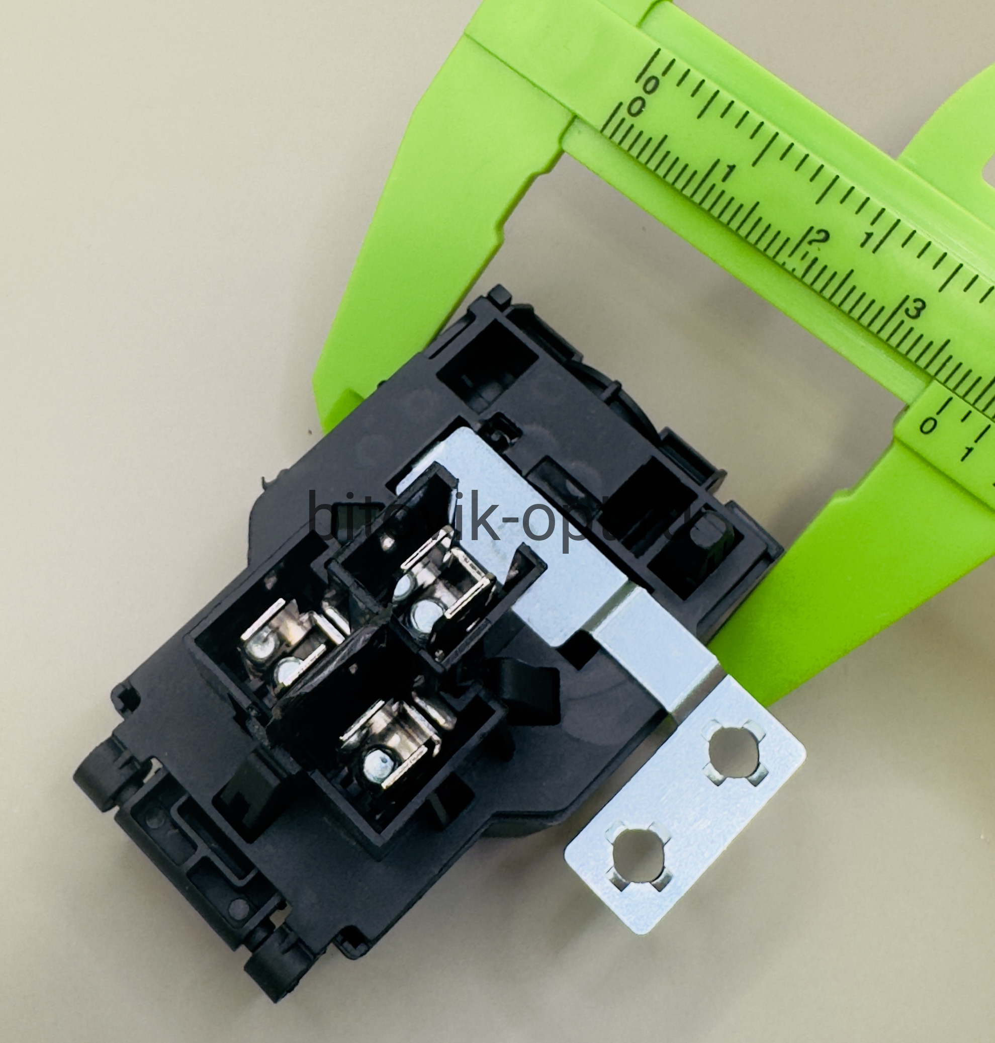 Колодка клеммная YF16-3B2R крепл. 400V Т125 — изображение 2